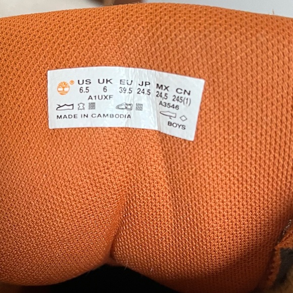 Boys Timberland boots - Picture 9 of 11